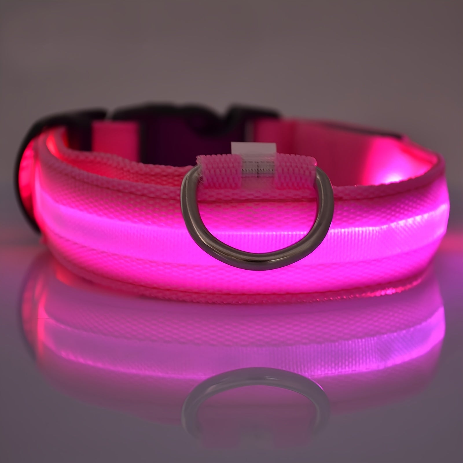 Collare Luminoso Regolabile per Cani - Sicurezza Notturna con Strisce Fluorescenti